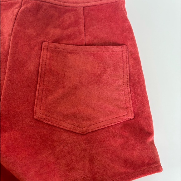 MINKPINK - Tied Up Lace Front Shorts - Picture 6 of 9